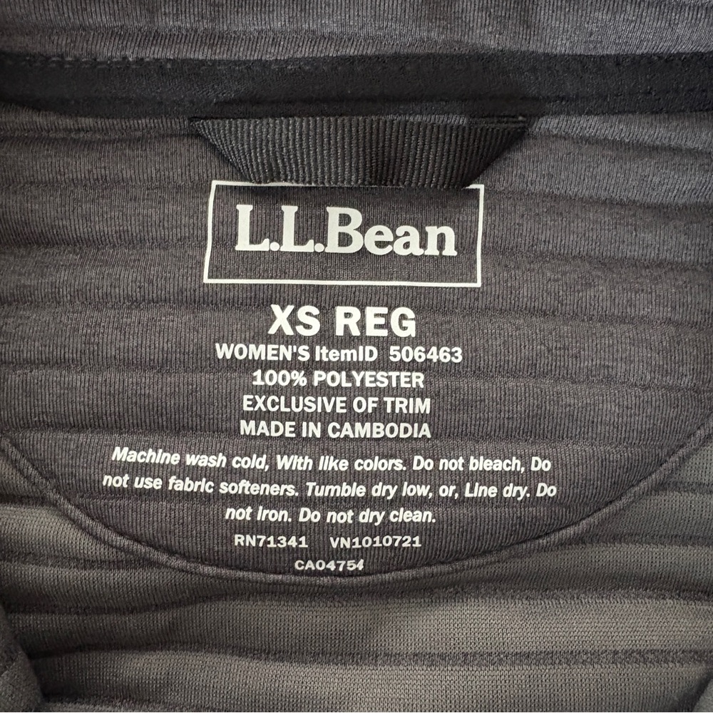 LL Bean Women's Airlight Knit Grey 1/4 Snap Front Pullover XS Hiking - Picture 8 of 8